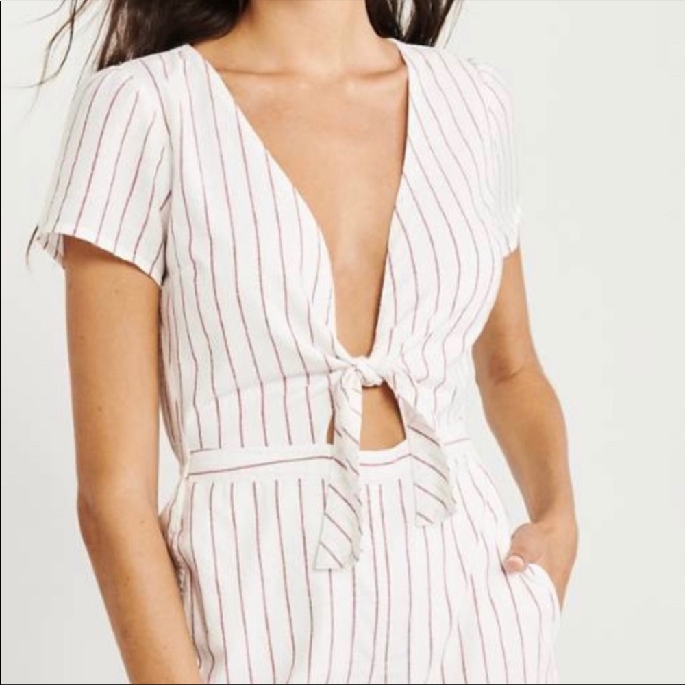 Abercrombie & Fitch striped tie front romper -size L